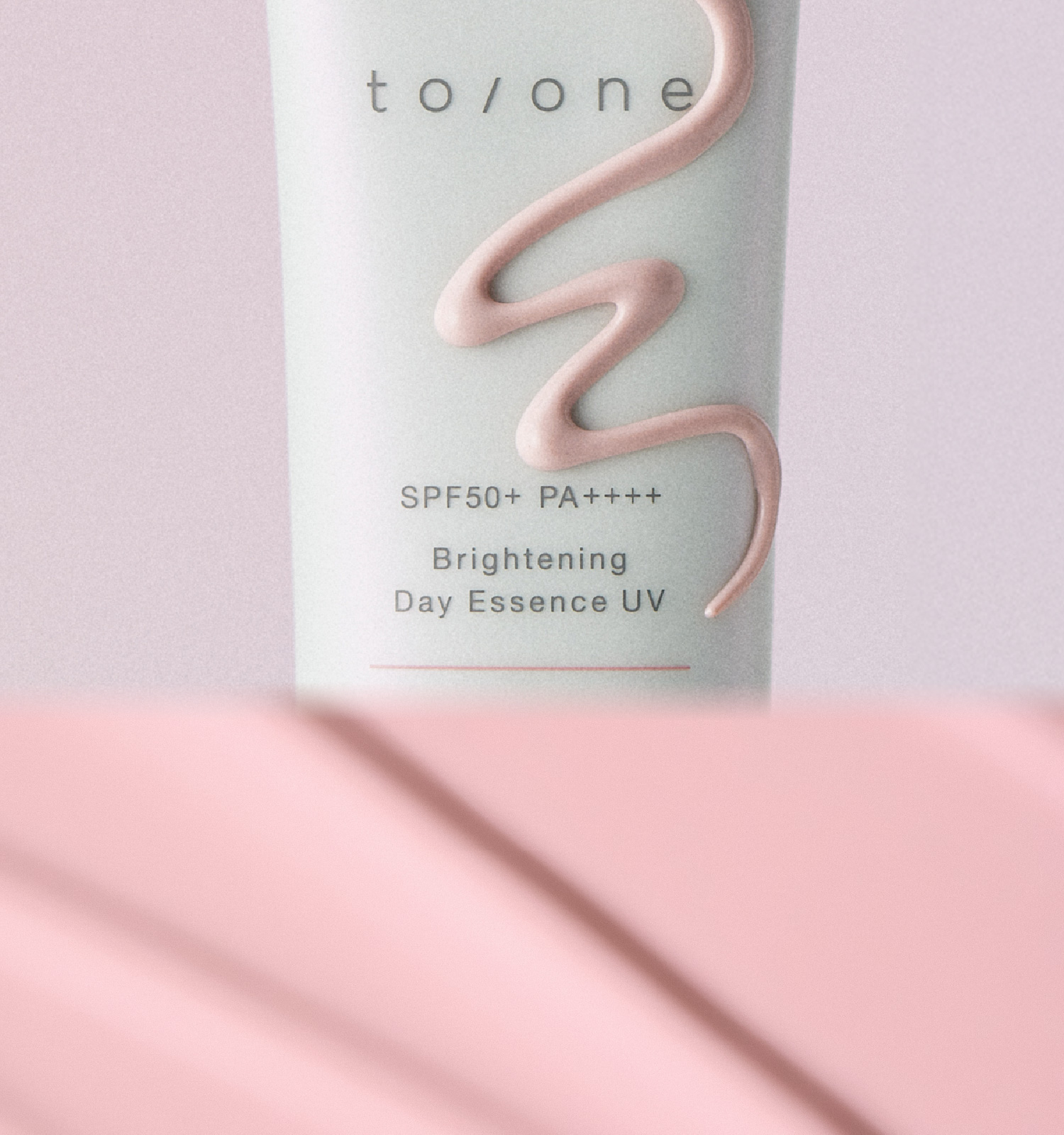 Brightening Day Essence UV Lilac Pink 画像